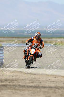 media/May-25-2025-Lets Ride (Sun) [[0ff033e448]]/C Group/1140am (Grapevine)/